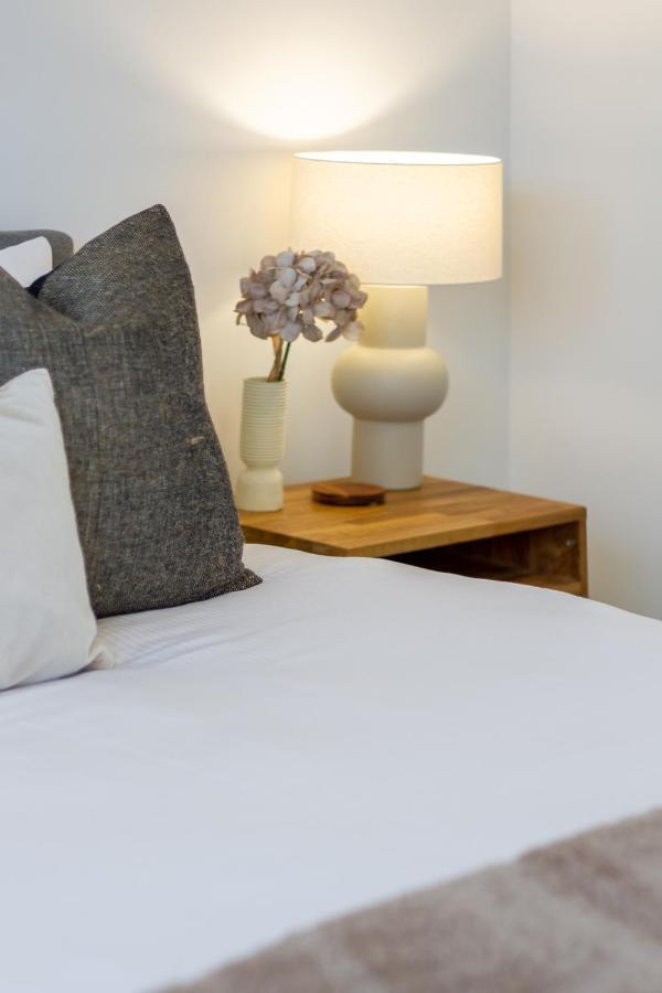 Nature'S Haven 2 Bed 2 Bath W/Carpark Christchurch Exterior photo